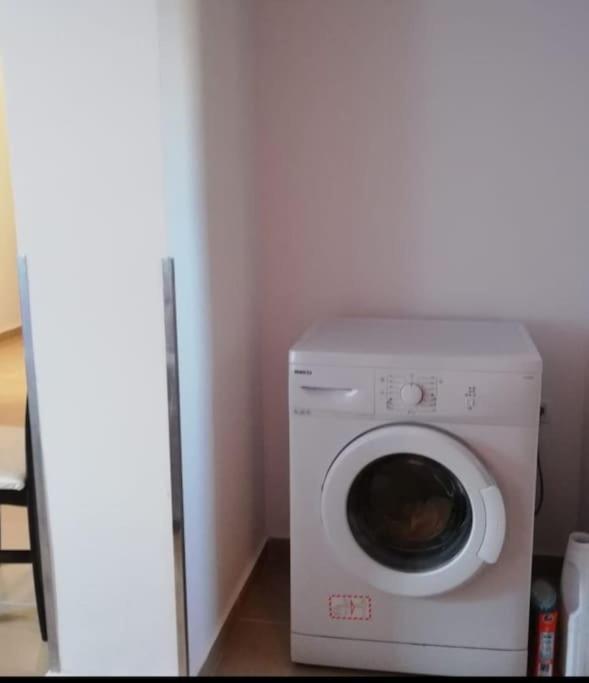 Saranda Relax New Apartment-Rare Find Near Port * Saranda