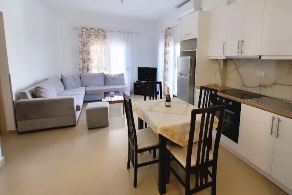 Saranda Relax New Apartment-Rare Find Near Port Appartement *